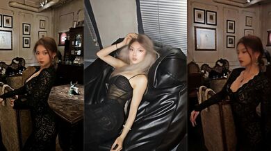 抖音高颜值主播 想和你做 大尺度漏点自慰福利 丰满美乳蜜桃翘臀 粉嫩小穴淫水多多 极具诱惑！