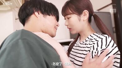 【中文字幕】帰省先のド田舎で东京カノジョに嫉妬した幼驯染（六花）のジェラシー淫语と略夺デカ尻ピストンでこってり痴女られた仆 小野六花